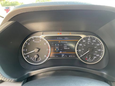 Used 2024 Nissan Sentra SV w/ All-Weather Package FWD image 10