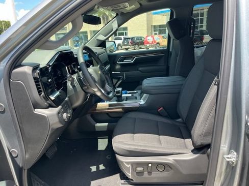 New 2026 Chevrolet Silverado 1500 LT w/ Z71 Off-Road Package AWD/4WD image 18