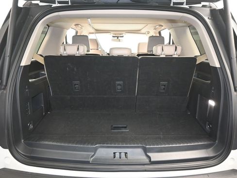 Used 2022 Ford Expedition XLT image 31