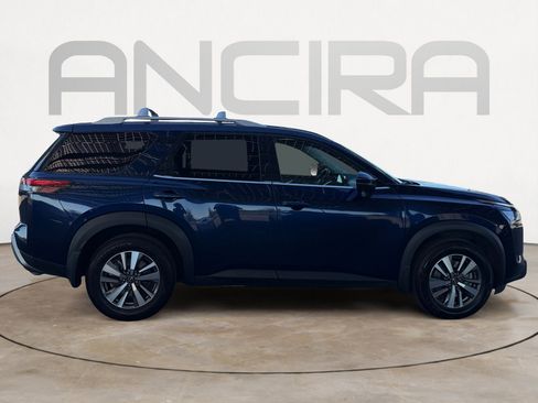 Used 2022 Nissan Pathfinder SL w/ Lighting Package (N92) image 12