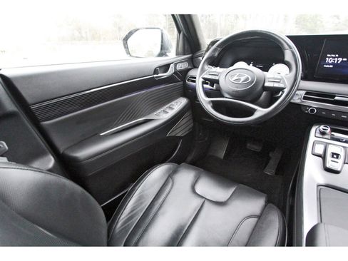 Used 2023 Hyundai Palisade Calligraphy image 12