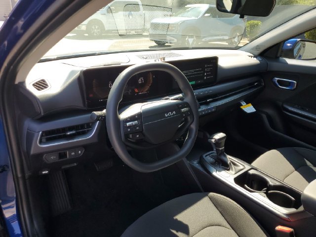 New 2026 Kia K4 FWD image 24