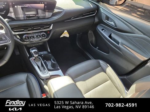 Used 2024 Buick Envista Sport Touring w/ Convenience I Package FWD image 15