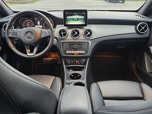Used 2018 Mercedes-Benz CLA 250 4MATIC image 18