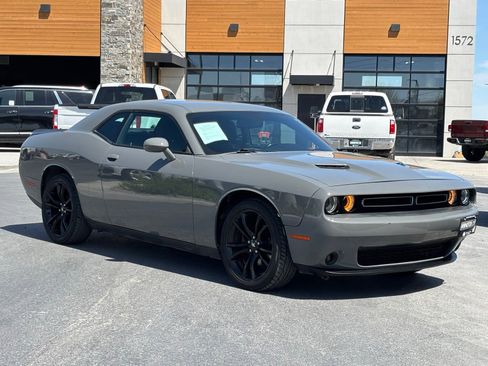 Used 2018 Dodge Challenger SXT w/ Blacktop Package RWD image 1