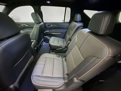 New 2026 Chevrolet Traverse High Country w/ LPO, Floor Liner Package image 27