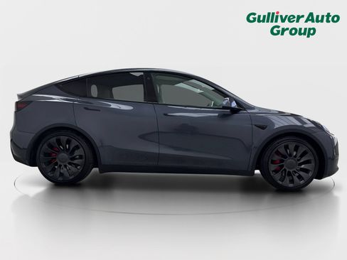 Used 2022 Tesla Model Y Performance AWD/4WD image 10