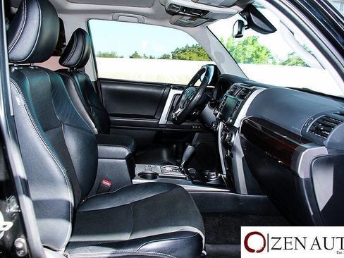 Used 2023 Toyota 4Runner Limited AWD/4WD image 28