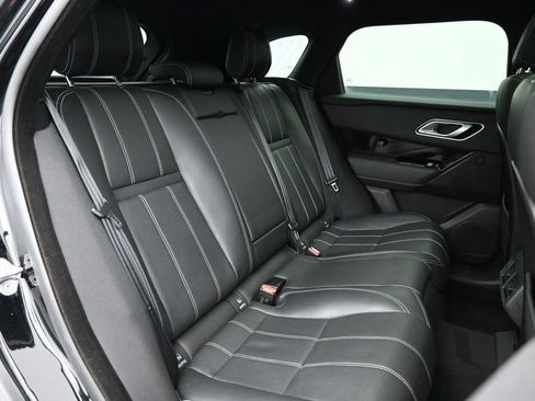 Used 2019 Land Rover Range Rover Velar S AWD/4WD image 24