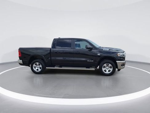 New 2026 RAM 1500 4x4 Crew Cab image 9
