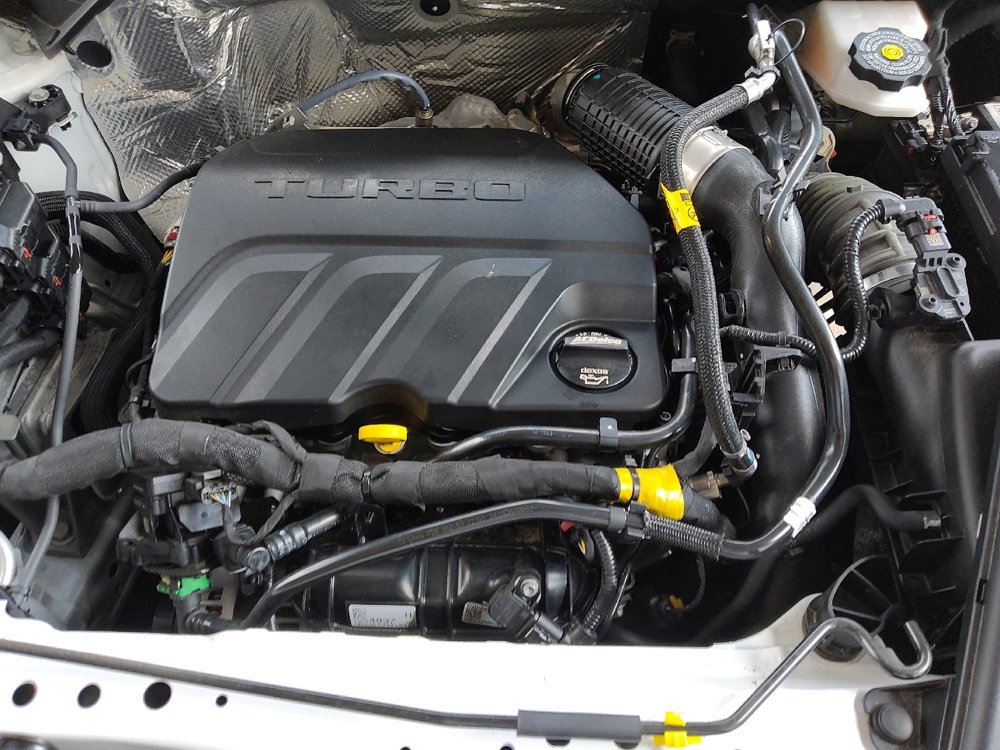 Used 2025 Chevrolet Trax LS FWD image 30