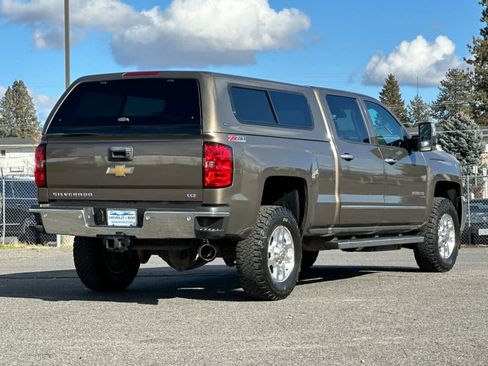 Used 2015 Chevrolet Silverado 2500 LTZ image 2