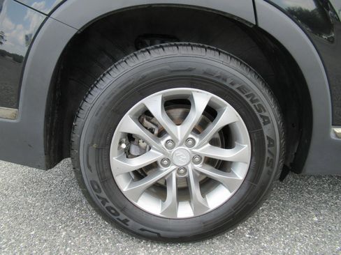 Used 2019 Hyundai Santa Fe SE FWD image 8