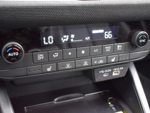 Used 2026 Subaru Outback Limited w/ Premium/Limited Plus Package AWD/4WD image 26