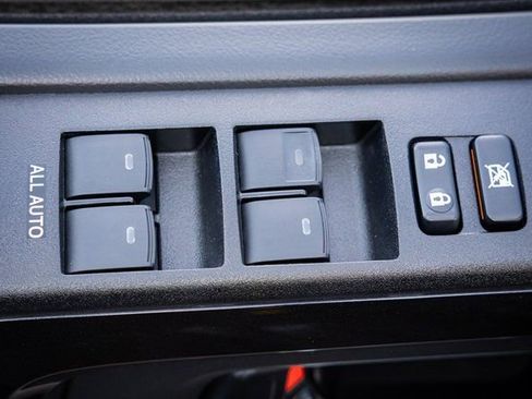 Used 2021 Toyota 4Runner TRD Off-Road Premium image 14