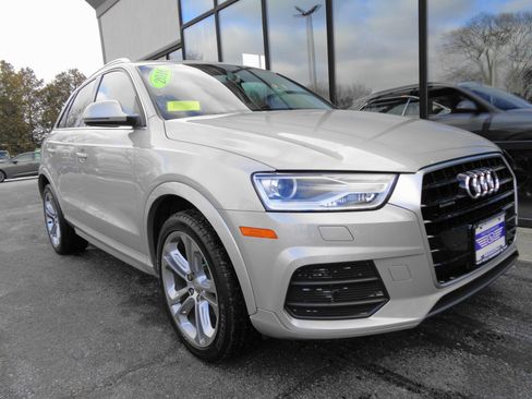 Used 2016 Audi Q3 2.0T Premium Plus w/ Technology Package image 3