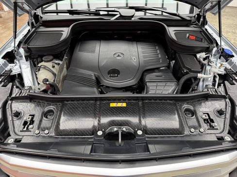Used 2026 Mercedes-Benz GLS 450 4MATIC image 31