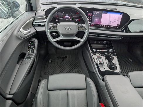 Used 2025 Audi A5 2.0T Premium Plus w/ Premium Plus image 9