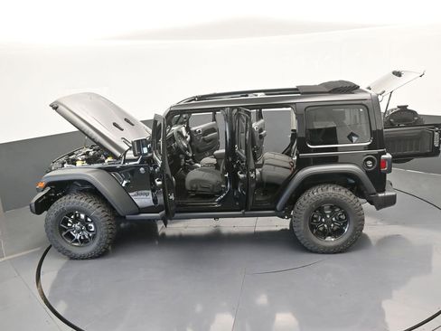 Used 2025 Jeep Wrangler Unlimited Sport AWD/4WD image 61