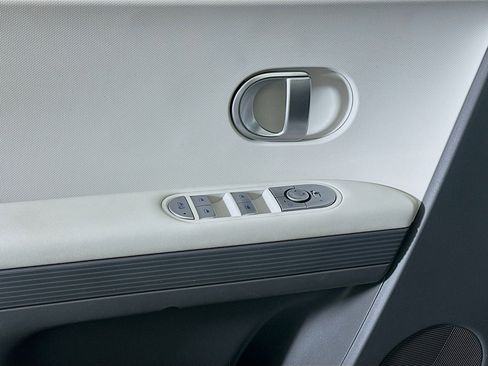 Used 2024 Hyundai Ioniq 5 SEL RWD image 15