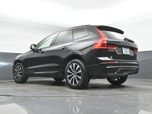 Used 2024 Volvo XC60 B5 Plus w/ Protection Package Premier AWD/4WD image 41