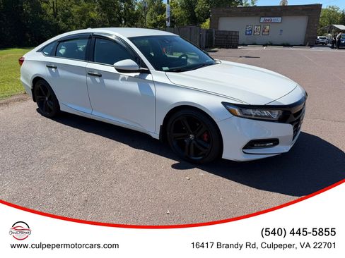 Used 2018 Honda Accord Sport image 6