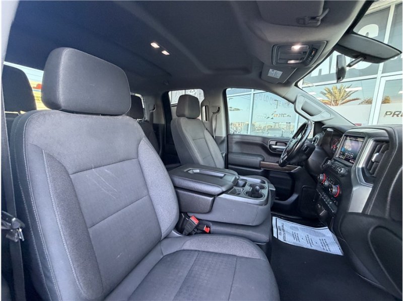 Used 2019 Chevrolet Silverado 1500 LT w/ All-Star Edition AWD/4WD image 29
