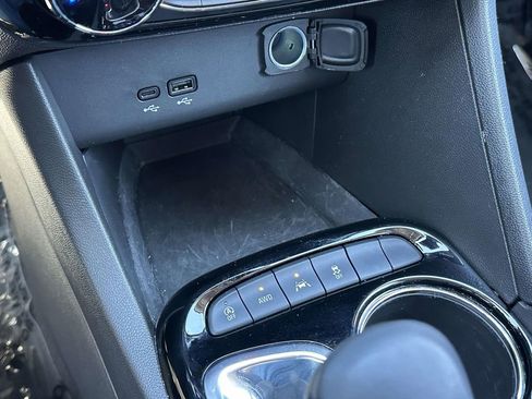 Used 2025 Buick Encore GX Sport Touring w/ Comfort Package image 28