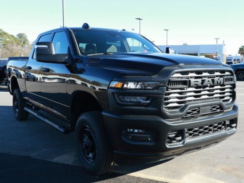 New 2026 RAM 2500 Tradesman AWD/4WD image 3