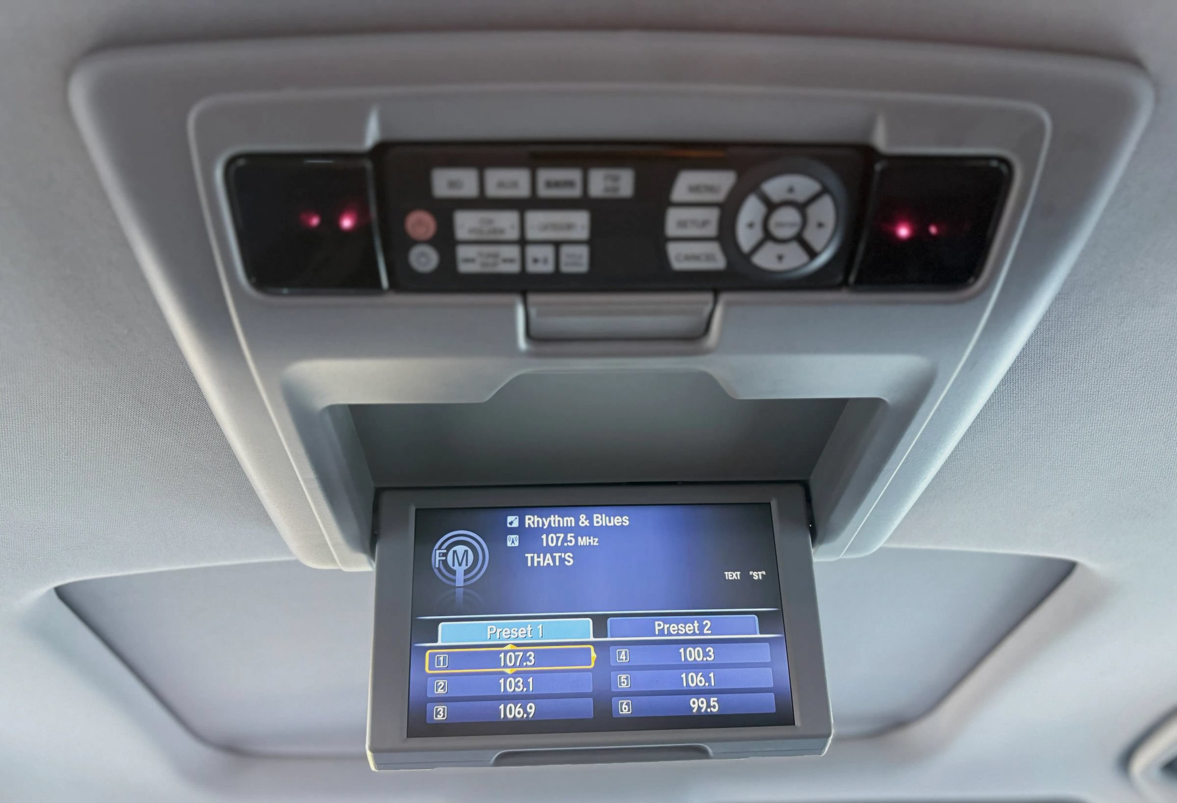 Used 2016 Honda Pilot Touring image 7