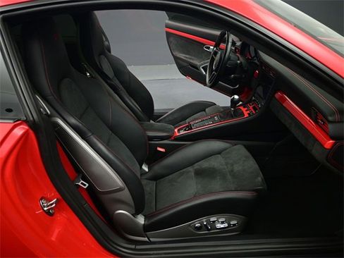 Used 2018 Porsche 911 GT3 image 18
