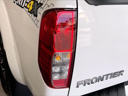 Used 2020 Nissan Frontier PRO-4X AWD/4WD image 34