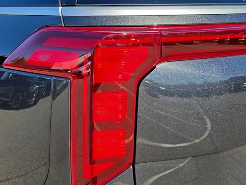 New 2026 Kia Carnival image 12