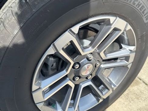 Used 2026 GMC Terrain Elevation w/ Technology Package II image 10