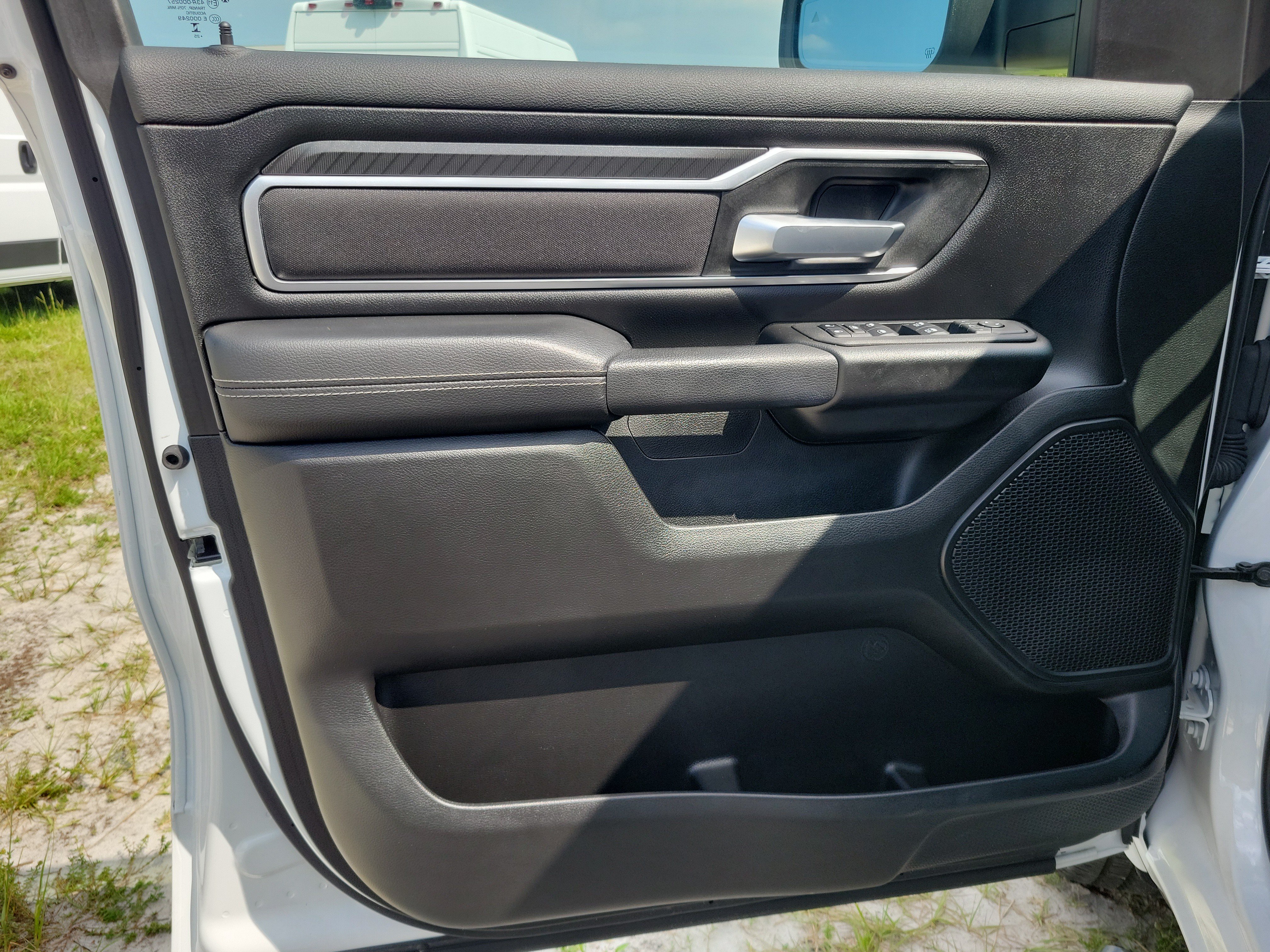 Used 2025 RAM 1500 Big Horn RWD image 14