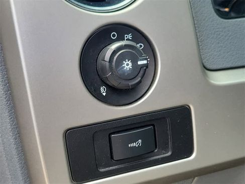 Used 2013 Ford F150 Lariat w/ Luxury Equipment Group image 21