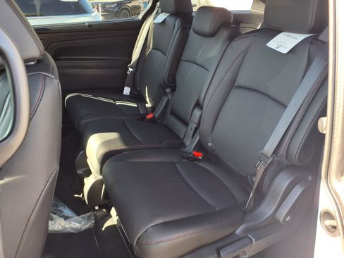 New 2026 Honda Odyssey Sport-L image 7