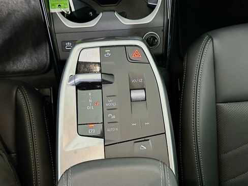 Used 2025 BMW X1 xDrive28i image 24