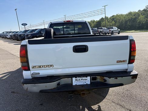 Used 2007 GMC Sierra 1500 W/T RWD image 4