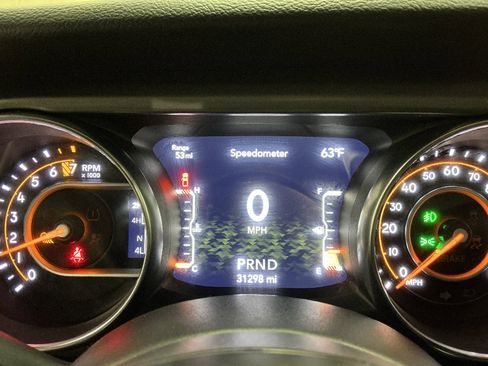 Used 2023 Jeep Gladiator Sport image 20