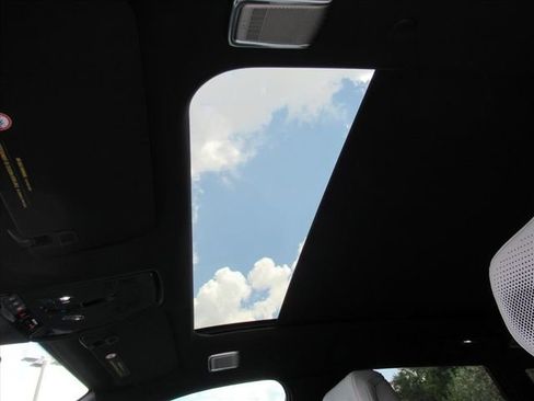 New 2026 Cadillac Lyriq Premium Luxury image 18