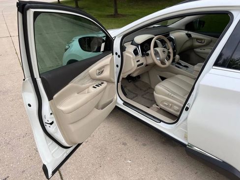 Used 2015 Nissan Murano SV image 26