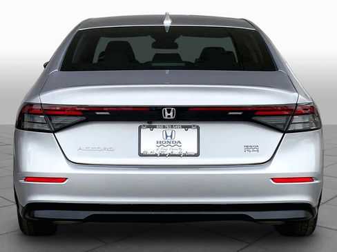 Used 2023 Honda Accord LX image 5