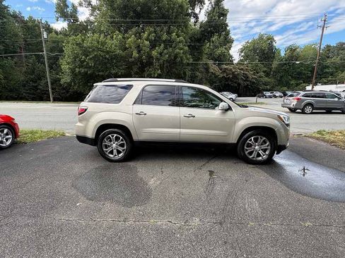 Used 2014 GMC Acadia SLT FWD image 8