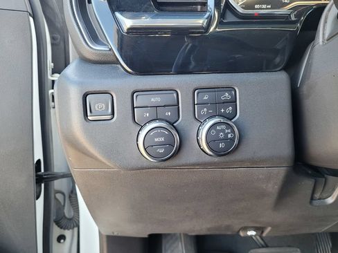 Used 2022 GMC Sierra 1500 Elevation w/ Elevation Premium Package AWD/4WD image 25