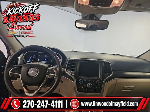 Used 2018 Jeep Grand Cherokee Limited AWD/4WD image 17