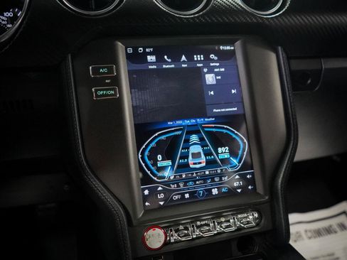 Used 2020 Ford Mustang Coupe RWD image 13