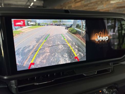 New 2026 Jeep Wrangler Rubicon AWD/4WD image 36
