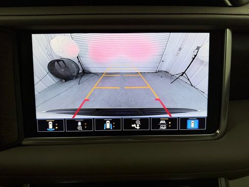 Used 2021 GMC Yukon Denali AWD/4WD image 22
