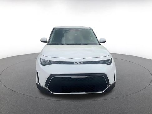 Used 2025 Kia Soul LX w/ LX Technology Package image 5